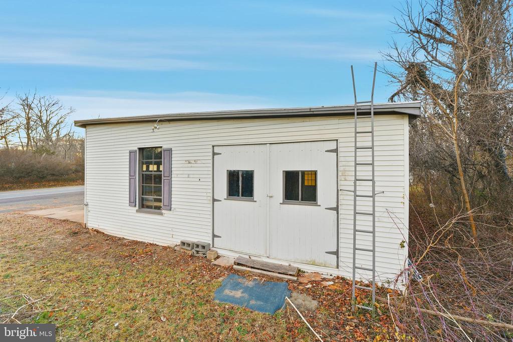 9071 SPERRYVILLE PIKE, CULPEPER, Virginia 22701, 1 Bedroom Bedrooms, ,1 BathroomBathrooms,Residential,9071 SPERRYVILLE PIKE,VACU2013924 MLS # VACU2013924