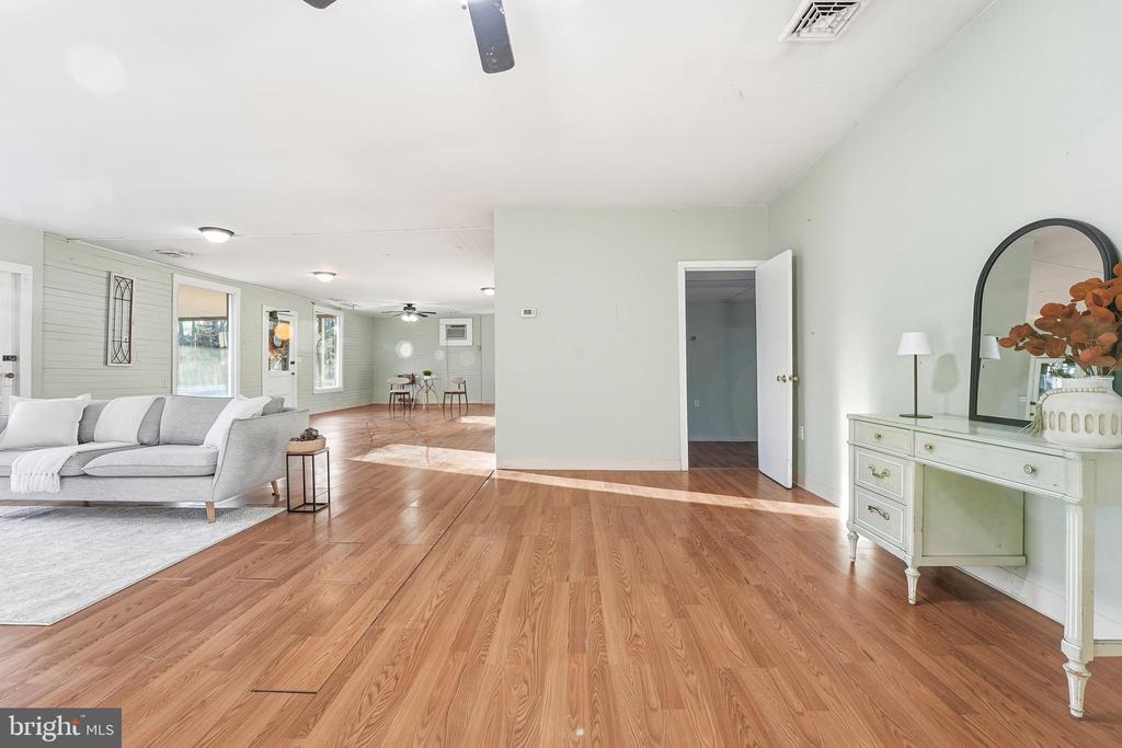 9071 SPERRYVILLE PIKE, CULPEPER, Virginia 22701, 1 Bedroom Bedrooms, ,1 BathroomBathrooms,Residential,9071 SPERRYVILLE PIKE,VACU2013924 MLS # VACU2013924