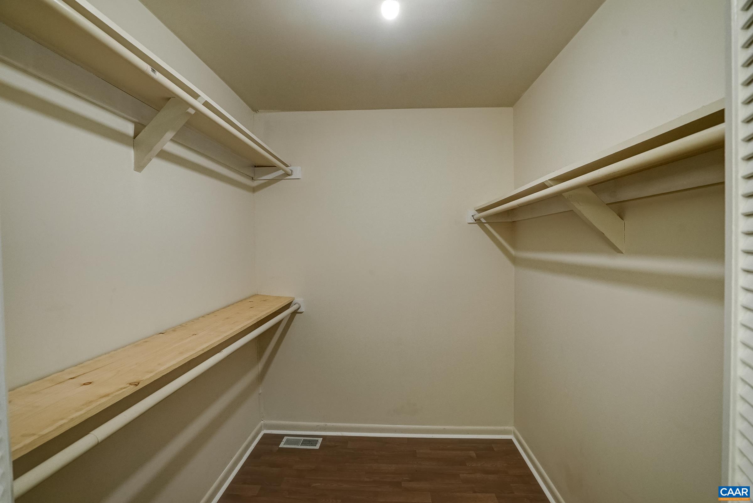 Walk in closet