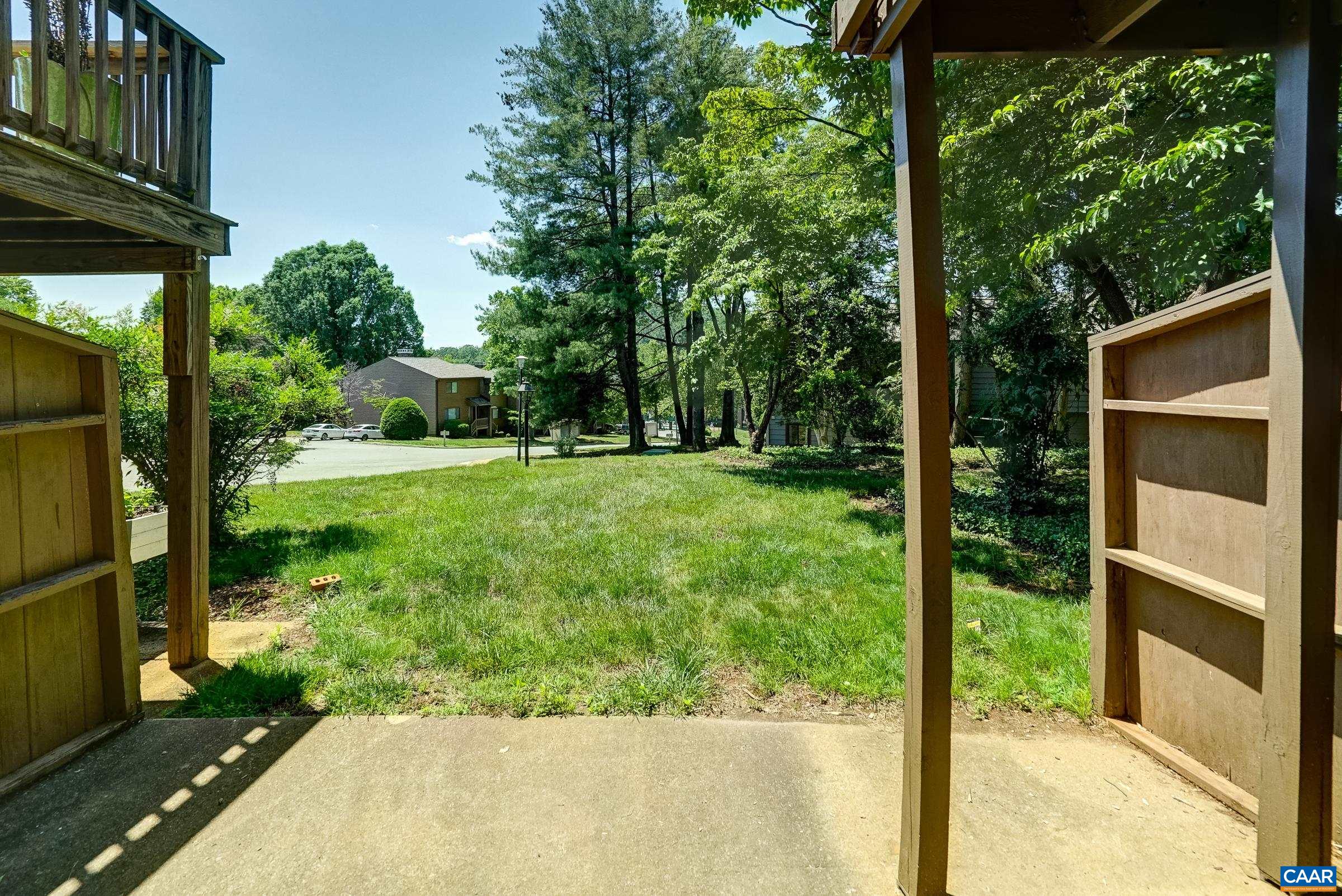 239 HARVEST DR, CHARLOTTESVILLE, Virginia 22903, 2 Bedrooms Bedrooms, ,2 BathroomsBathrooms,Residential,239 HARVEST DR,677918 MLS # 677918