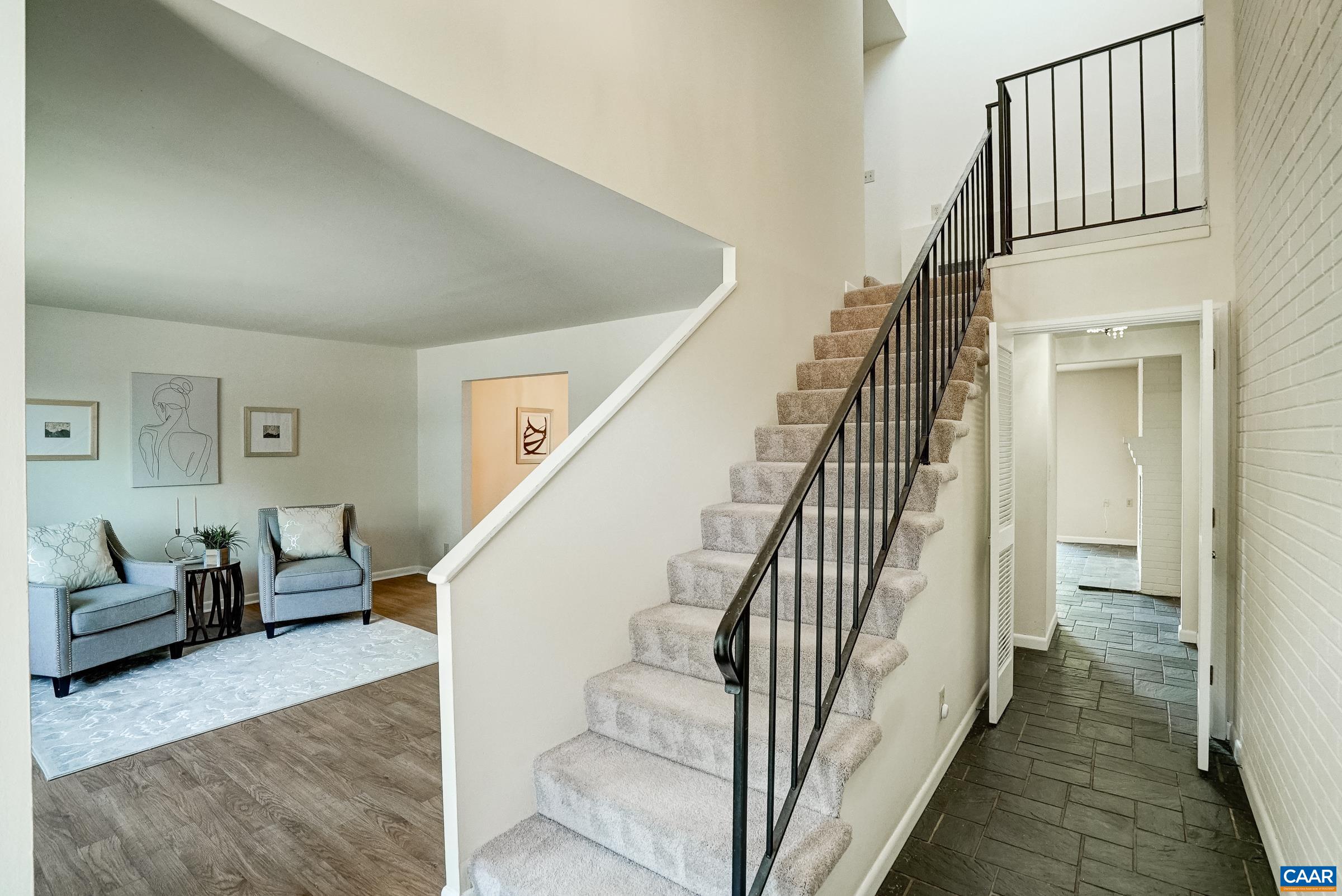 239 HARVEST DR, CHARLOTTESVILLE, Virginia 22903, 2 Bedrooms Bedrooms, ,2 BathroomsBathrooms,Residential,239 HARVEST DR,677918 MLS # 677918