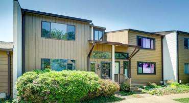 Two bedroom condo in the popular Huntington Village community is close to UVA, and all of Charlottesville.
