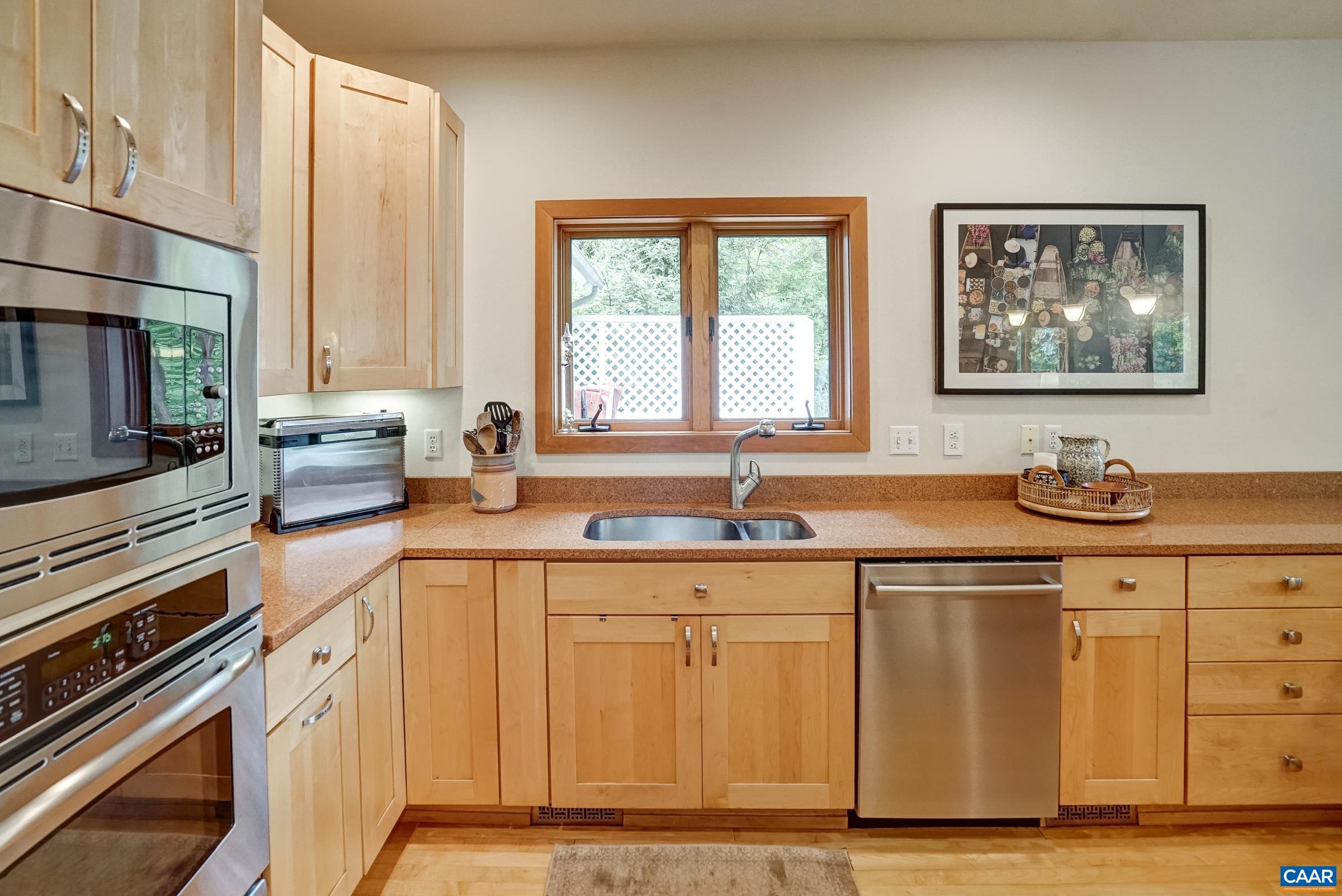 136 HOODED WARBLER LN, NELLYSFORD, Virginia 22958, 3 Bedrooms Bedrooms, ,2 BathroomsBathrooms,Residential,136 HOODED WARBLER LN,677956 MLS # 677956
