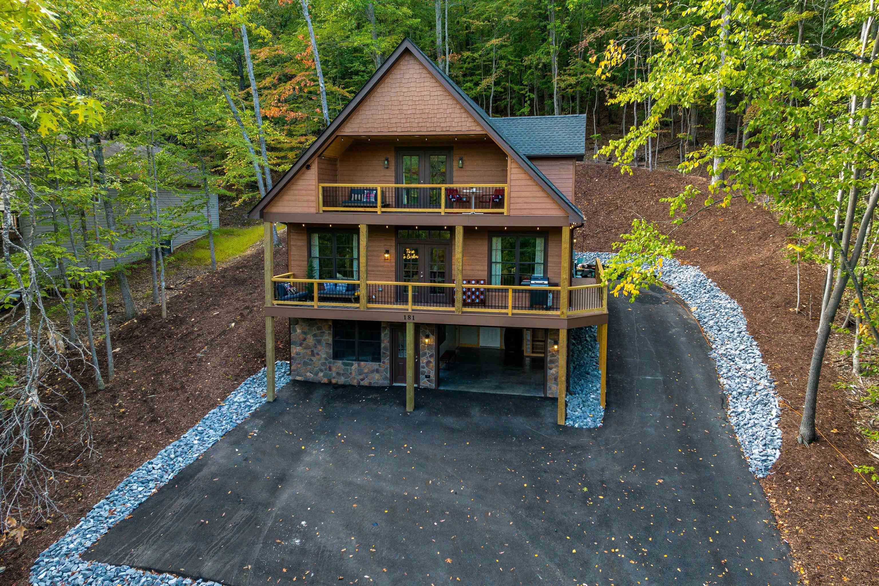 181 DEER DR, MCGAHEYSVILLE, Virginia 22840, 6 Bedrooms Bedrooms, ,3 BathroomsBathrooms,Residential,181 DEER DR,677984 MLS # 677984 181 DEER DR, MCGAHEYSVILLE, Virginia 22840, 6 Bedrooms Bedrooms, ,3 BathroomsBathrooms,Residential,181 DEER DR,677984 MLS # 677984