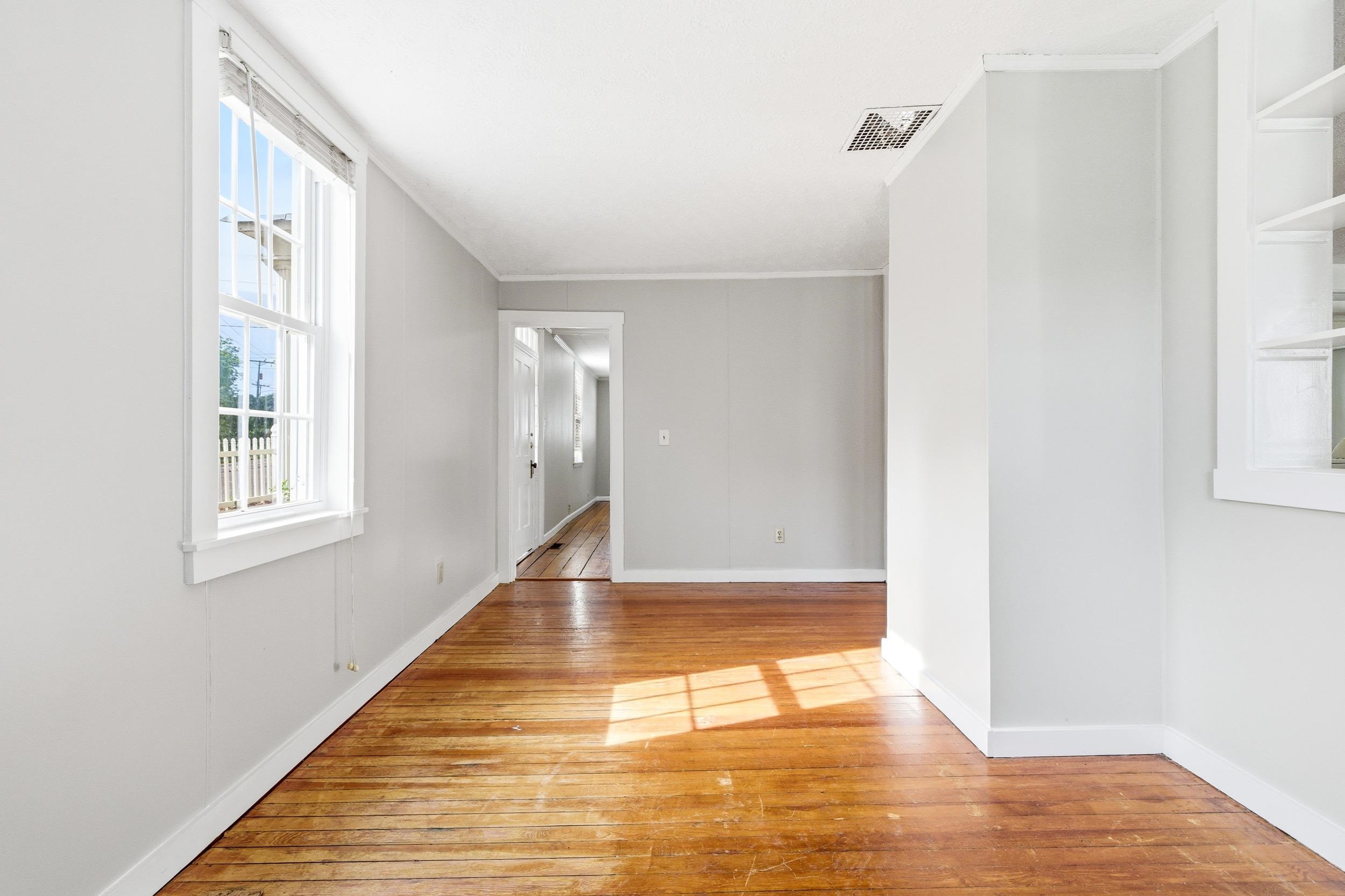 727 S MAIN ST, MOUNT CRAWFORD, Virginia 22841, 3 Bedrooms Bedrooms, ,1 BathroomBathrooms,Residential,727 S MAIN ST,677988 MLS # 677988