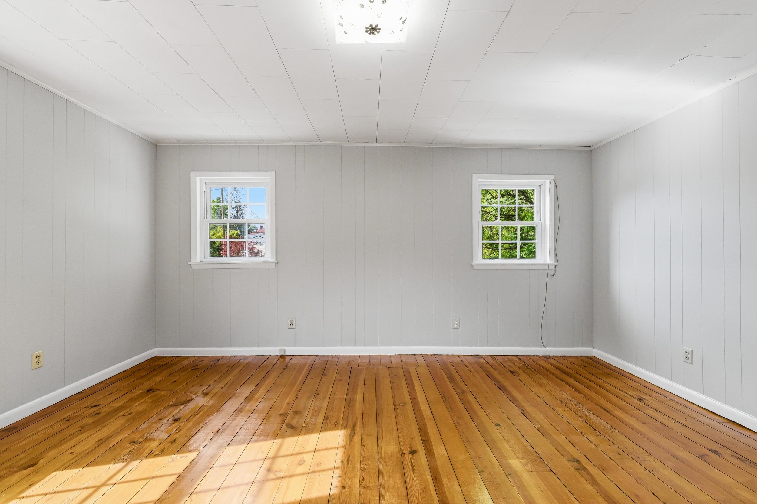 727 S MAIN ST, MOUNT CRAWFORD, Virginia 22841, 3 Bedrooms Bedrooms, ,1 BathroomBathrooms,Residential,727 S MAIN ST,677988 MLS # 677988