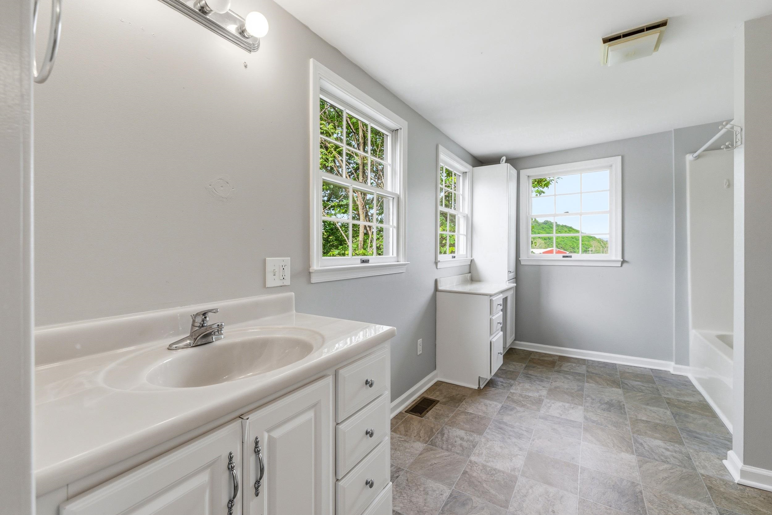 727 S MAIN ST, MOUNT CRAWFORD, Virginia 22841, 3 Bedrooms Bedrooms, ,1 BathroomBathrooms,Residential,727 S MAIN ST,677988 MLS # 677988
