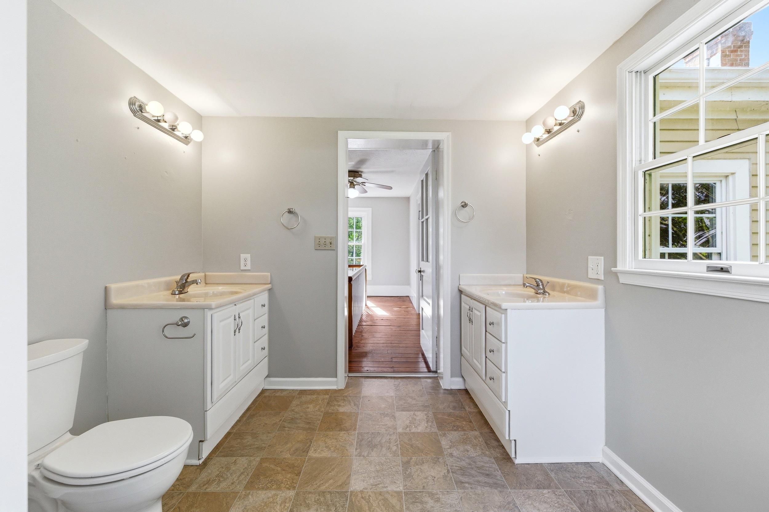 727 S MAIN ST, MOUNT CRAWFORD, Virginia 22841, 3 Bedrooms Bedrooms, ,1 BathroomBathrooms,Residential,727 S MAIN ST,677988 MLS # 677988