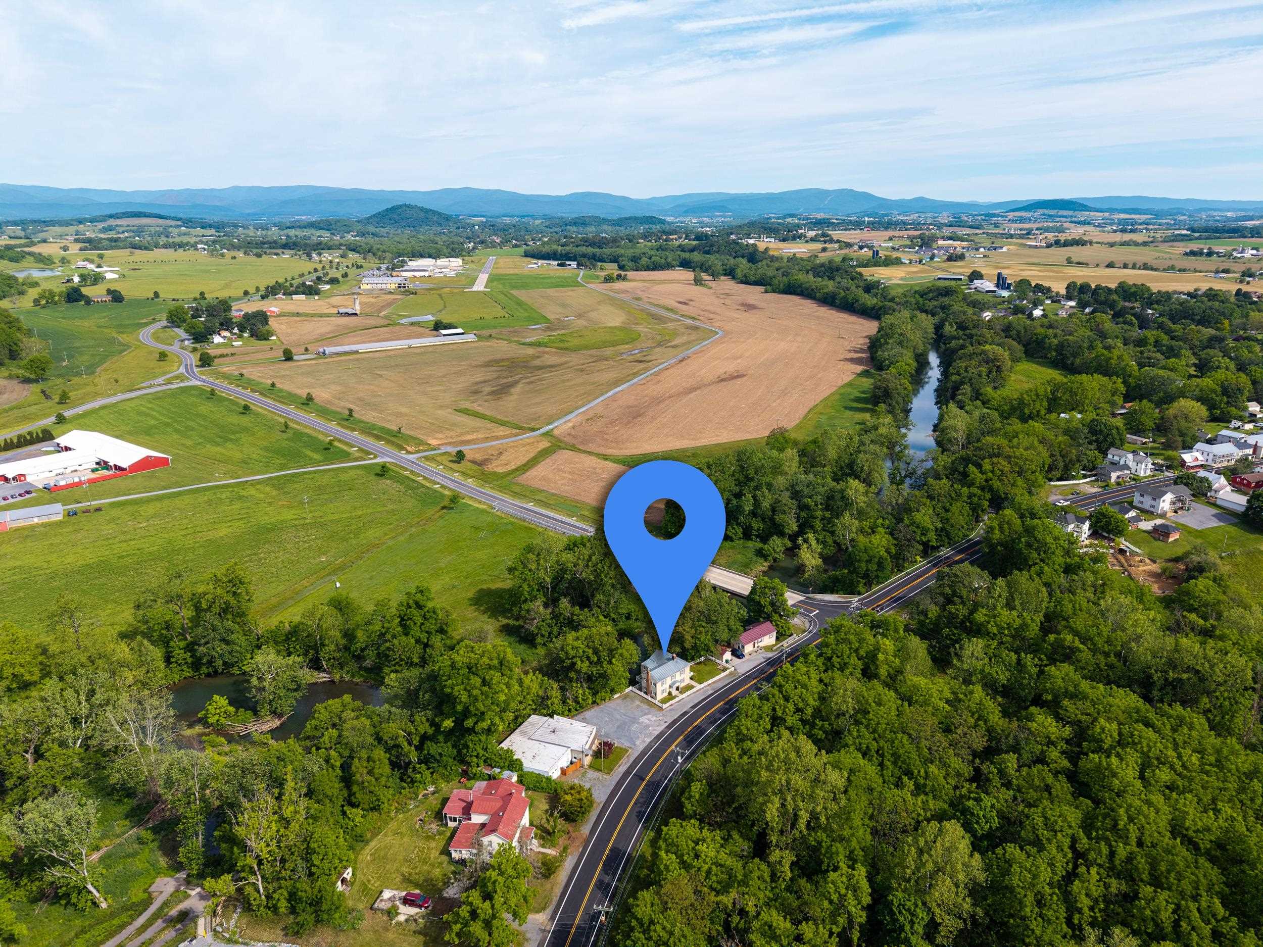 727 S MAIN ST, MOUNT CRAWFORD, Virginia 22841, 3 Bedrooms Bedrooms, ,1 BathroomBathrooms,Residential,727 S MAIN ST,677988 MLS # 677988