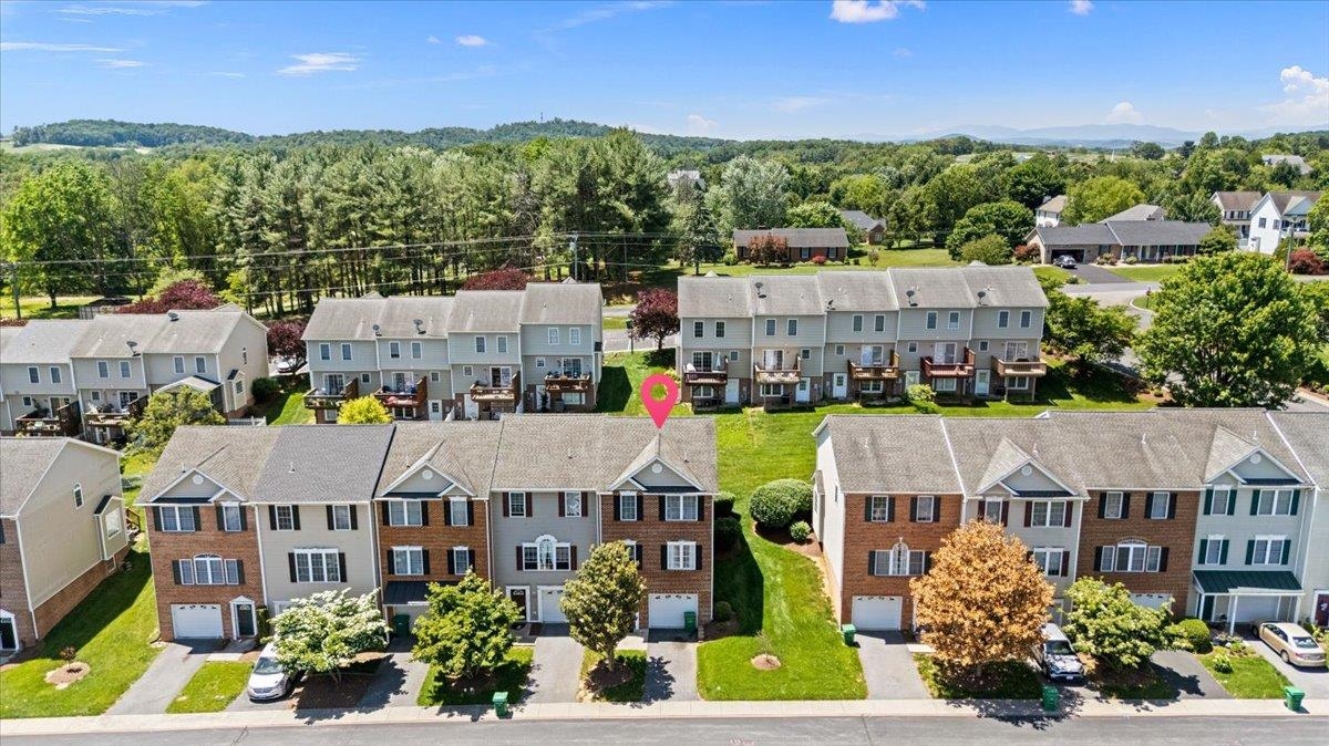 3042 CRYSTAL SPRING LN, ROCKINGHAM, Virginia 22801, 3 Bedrooms Bedrooms, ,2 BathroomsBathrooms,Residential,3042 CRYSTAL SPRING LN,677991 MLS # 677991
