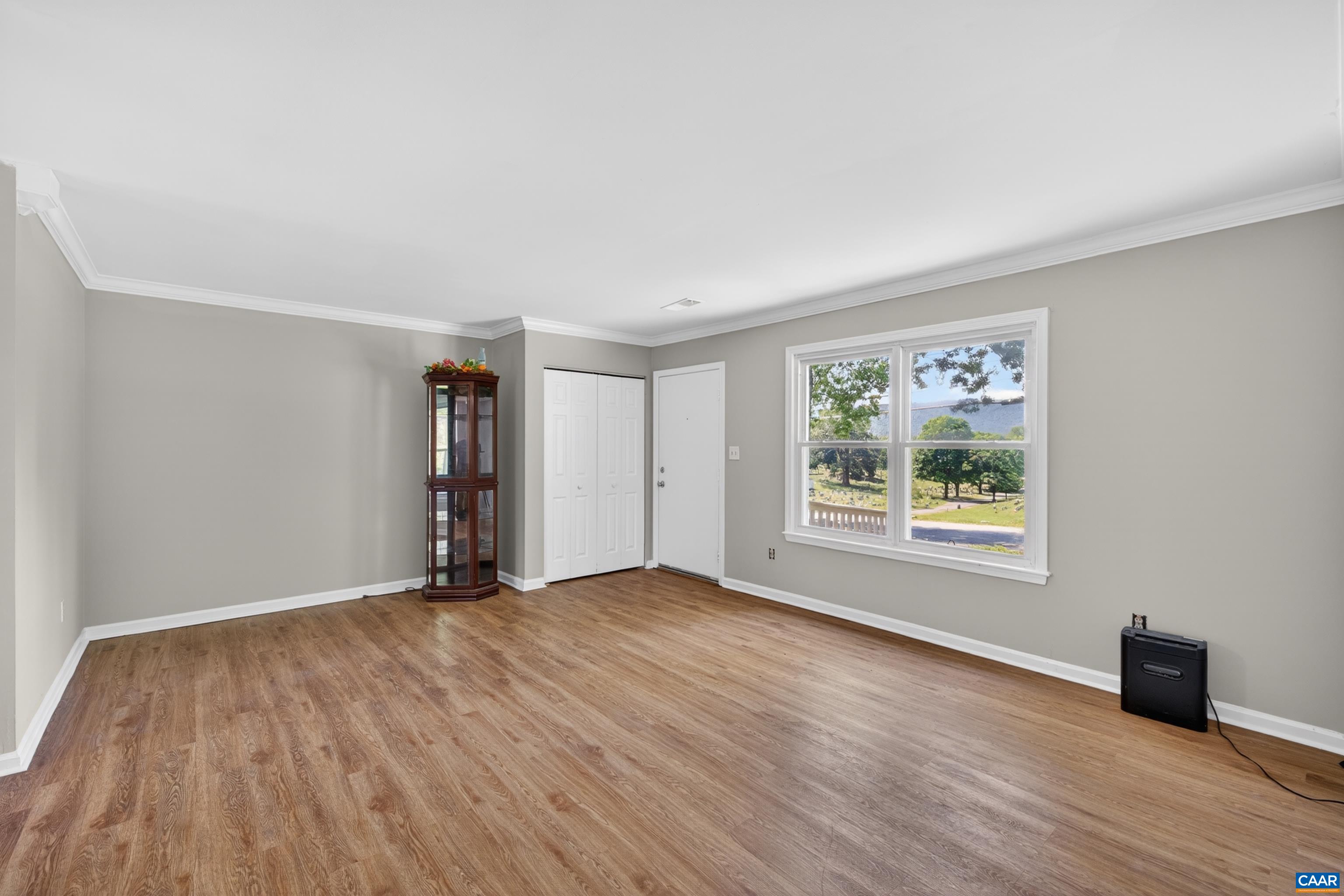 213 OAK ST, CHARLOTTESVILLE, Virginia 22902, 3 Bedrooms Bedrooms, ,1 BathroomBathrooms,Residential,213 OAK ST,677993 MLS # 677993 213 OAK ST, CHARLOTTESVILLE, Virginia 22902, 3 Bedrooms Bedrooms, ,1 BathroomBathrooms,Residential,213 OAK ST,677993 MLS # 677993