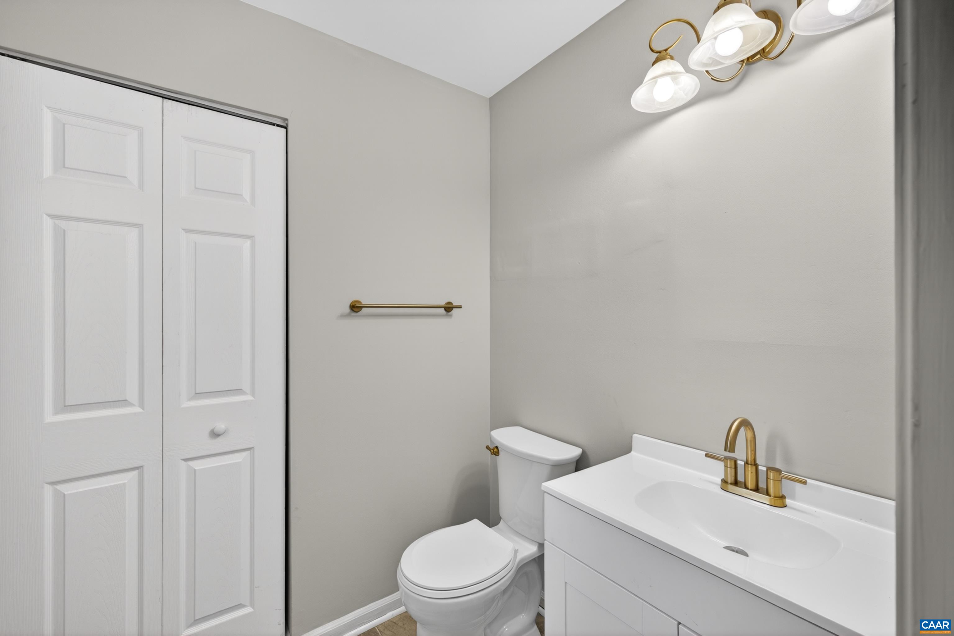 213 OAK ST, CHARLOTTESVILLE, Virginia 22902, 3 Bedrooms Bedrooms, ,1 BathroomBathrooms,Residential,213 OAK ST,677993 MLS # 677993 213 OAK ST, CHARLOTTESVILLE, Virginia 22902, 3 Bedrooms Bedrooms, ,1 BathroomBathrooms,Residential,213 OAK ST,677993 MLS # 677993