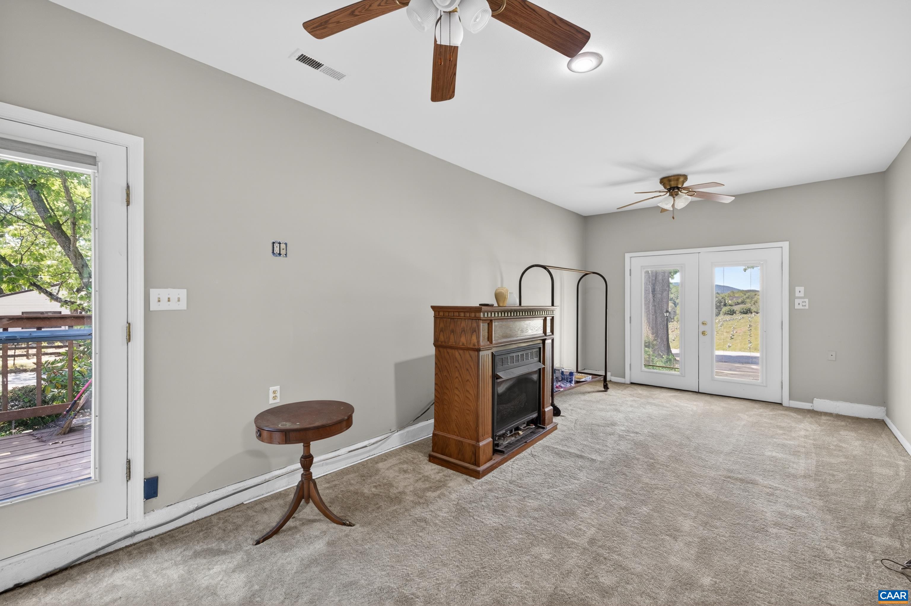 213 OAK ST, CHARLOTTESVILLE, Virginia 22902, 3 Bedrooms Bedrooms, ,1 BathroomBathrooms,Residential,213 OAK ST,677993 MLS # 677993 213 OAK ST, CHARLOTTESVILLE, Virginia 22902, 3 Bedrooms Bedrooms, ,1 BathroomBathrooms,Residential,213 OAK ST,677993 MLS # 677993