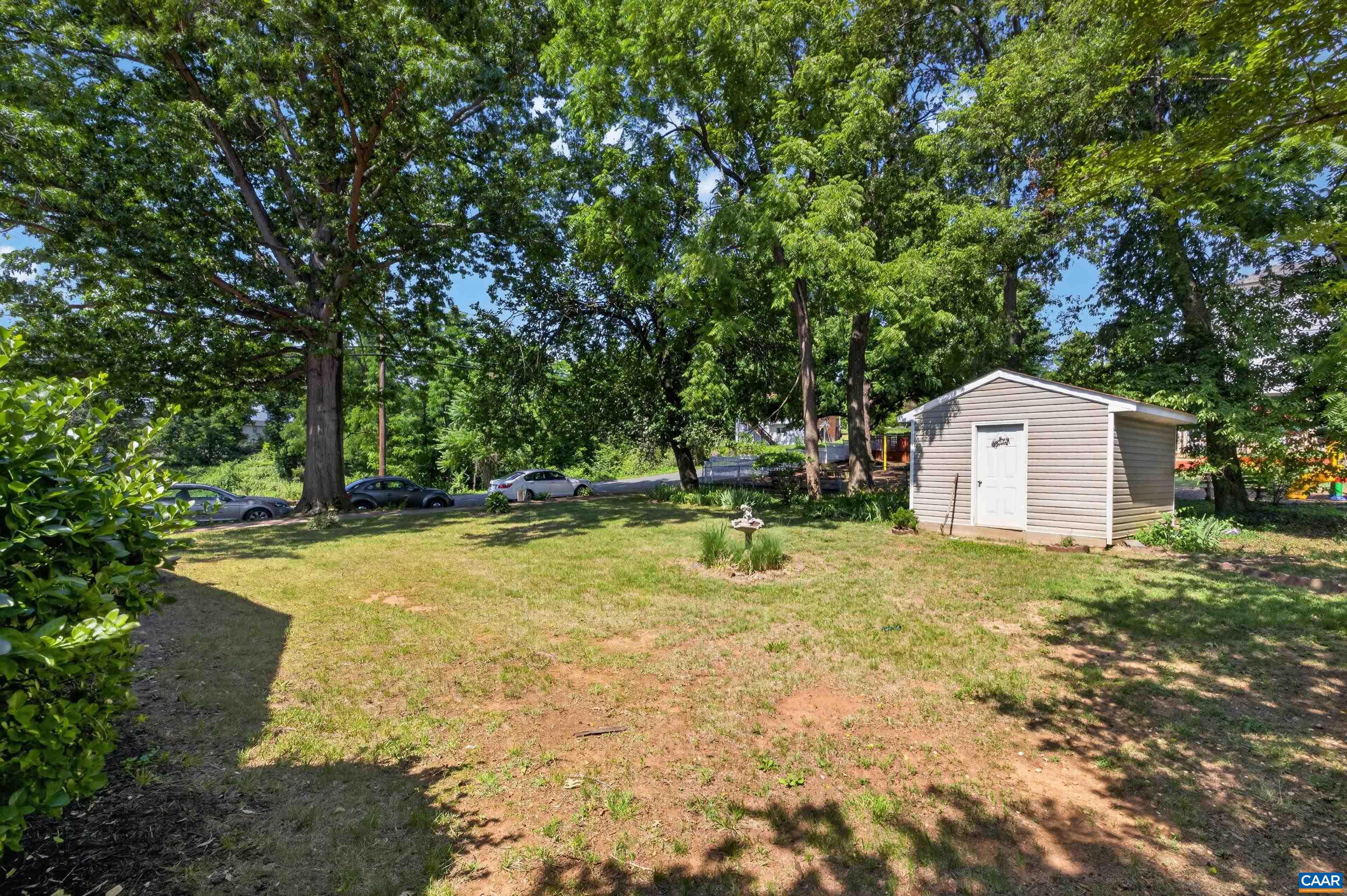 213 OAK ST, CHARLOTTESVILLE, Virginia 22902, 3 Bedrooms Bedrooms, ,1 BathroomBathrooms,Residential,213 OAK ST,677993 MLS # 677993 213 OAK ST, CHARLOTTESVILLE, Virginia 22902, 3 Bedrooms Bedrooms, ,1 BathroomBathrooms,Residential,213 OAK ST,677993 MLS # 677993