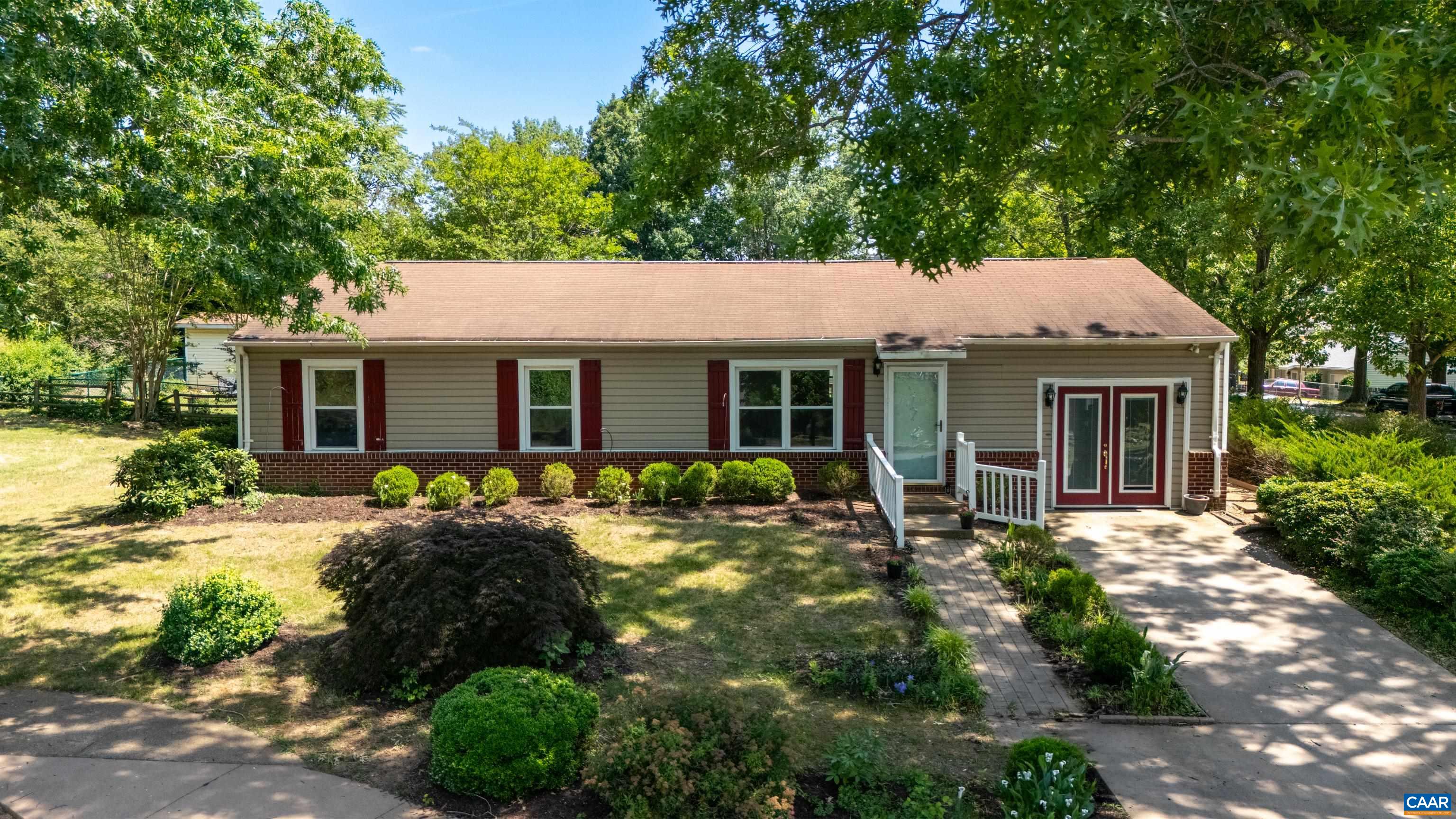 213 OAK ST, CHARLOTTESVILLE, Virginia 22902, 3 Bedrooms Bedrooms, ,1 BathroomBathrooms,Residential,213 OAK ST,677993 MLS # 677993 213 OAK ST, CHARLOTTESVILLE, Virginia 22902, 3 Bedrooms Bedrooms, ,1 BathroomBathrooms,Residential,213 OAK ST,677993 MLS # 677993