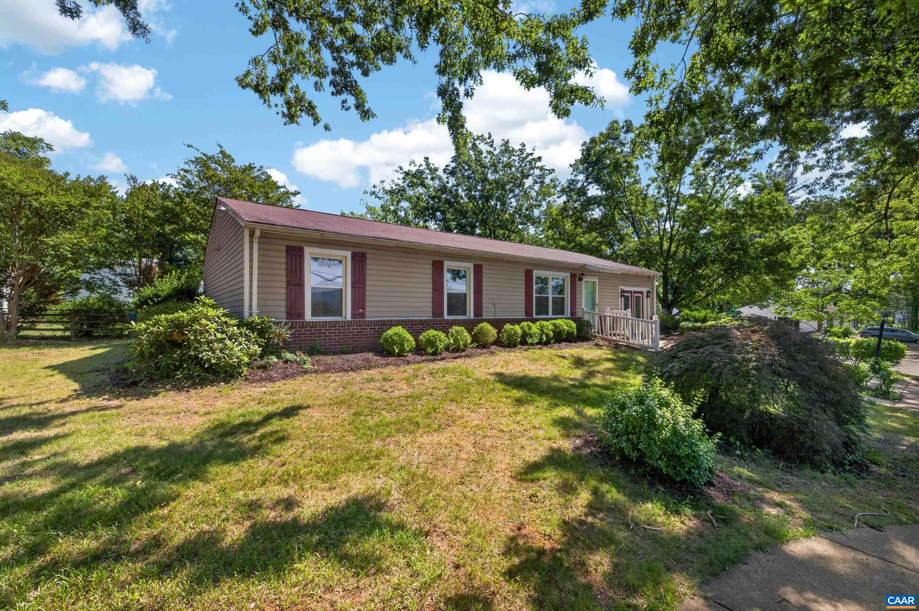 213 OAK ST, CHARLOTTESVILLE, Virginia 22902, 3 Bedrooms Bedrooms, ,1 BathroomBathrooms,Residential,213 OAK ST,677993 MLS # 677993 213 OAK ST, CHARLOTTESVILLE, Virginia 22902, 3 Bedrooms Bedrooms, ,1 BathroomBathrooms,Residential,213 OAK ST,677993 MLS # 677993