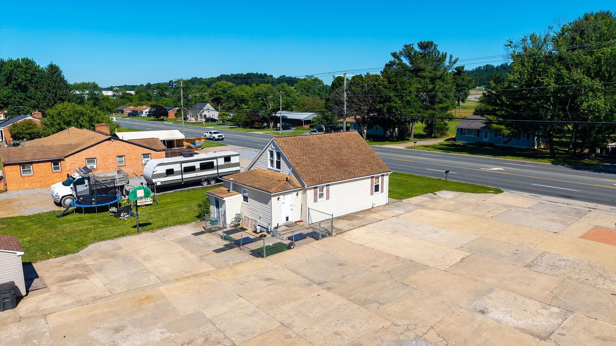 3231 STUARTS DRAFT HWY, STUARTS DRAFT, Virginia 24477, ,Commercial,3231 STUARTS DRAFT HWY,678004 MLS # 678004 3231 STUARTS DRAFT HWY, STUARTS DRAFT, Virginia 24477, ,Commercial,3231 STUARTS DRAFT HWY,678004 MLS # 678004