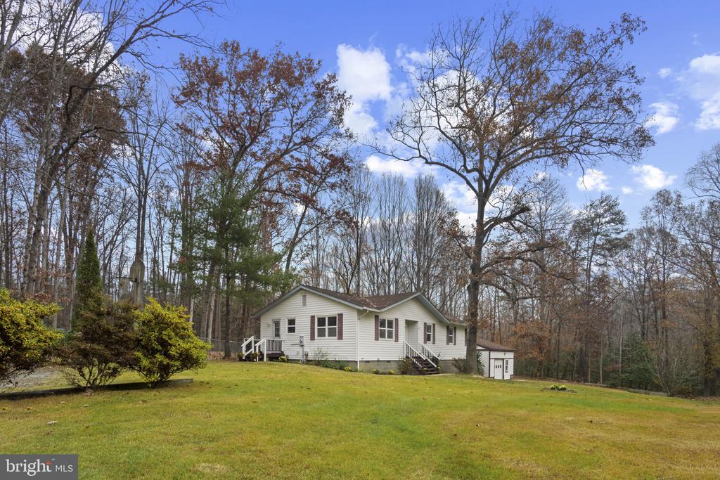 11013 FOREST HOLLOW DR, BUMPASS, Virginia 23024, 4 Bedrooms Bedrooms, ,2 BathroomsBathrooms,Residential,11013 FOREST HOLLOW DR,VASP2040882 MLS # VASP2040882