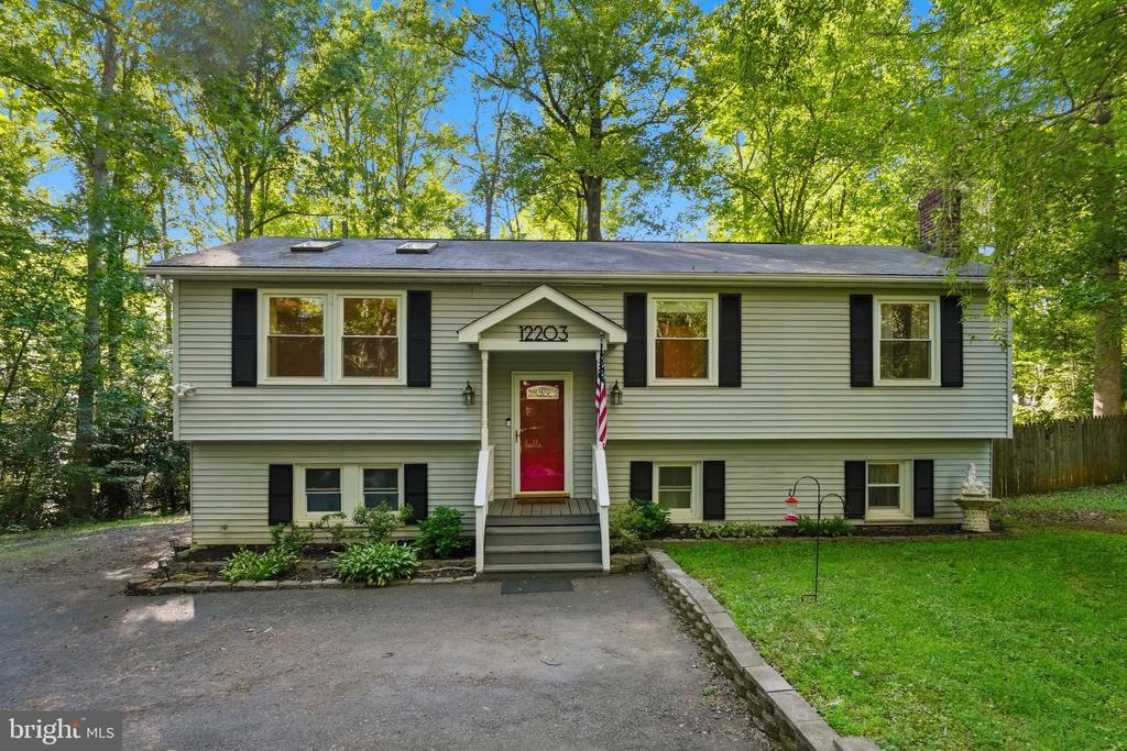 12203 WILDERNESS PARK DR, SPOTSYLVANIA, Virginia 22551, 3 Bedrooms Bedrooms, ,2 BathroomsBathrooms,Residential,12203 WILDERNESS PARK DR,VASP2041834 MLS # VASP2041834