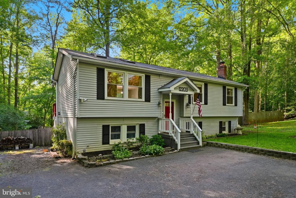 12203 WILDERNESS PARK DR, SPOTSYLVANIA, Virginia 22551, 3 Bedrooms Bedrooms, ,2 BathroomsBathrooms,Residential,12203 WILDERNESS PARK DR,VASP2041834 MLS # VASP2041834