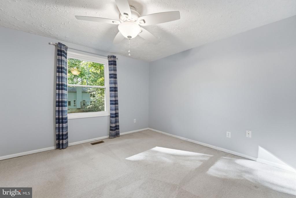 12203 WILDERNESS PARK DR, SPOTSYLVANIA, Virginia 22551, 3 Bedrooms Bedrooms, ,2 BathroomsBathrooms,Residential,12203 WILDERNESS PARK DR,VASP2041834 MLS # VASP2041834