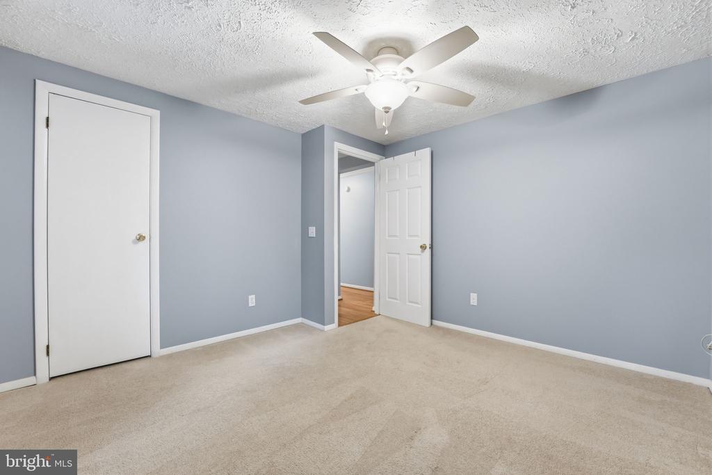 12203 WILDERNESS PARK DR, SPOTSYLVANIA, Virginia 22551, 3 Bedrooms Bedrooms, ,2 BathroomsBathrooms,Residential,12203 WILDERNESS PARK DR,VASP2041834 MLS # VASP2041834