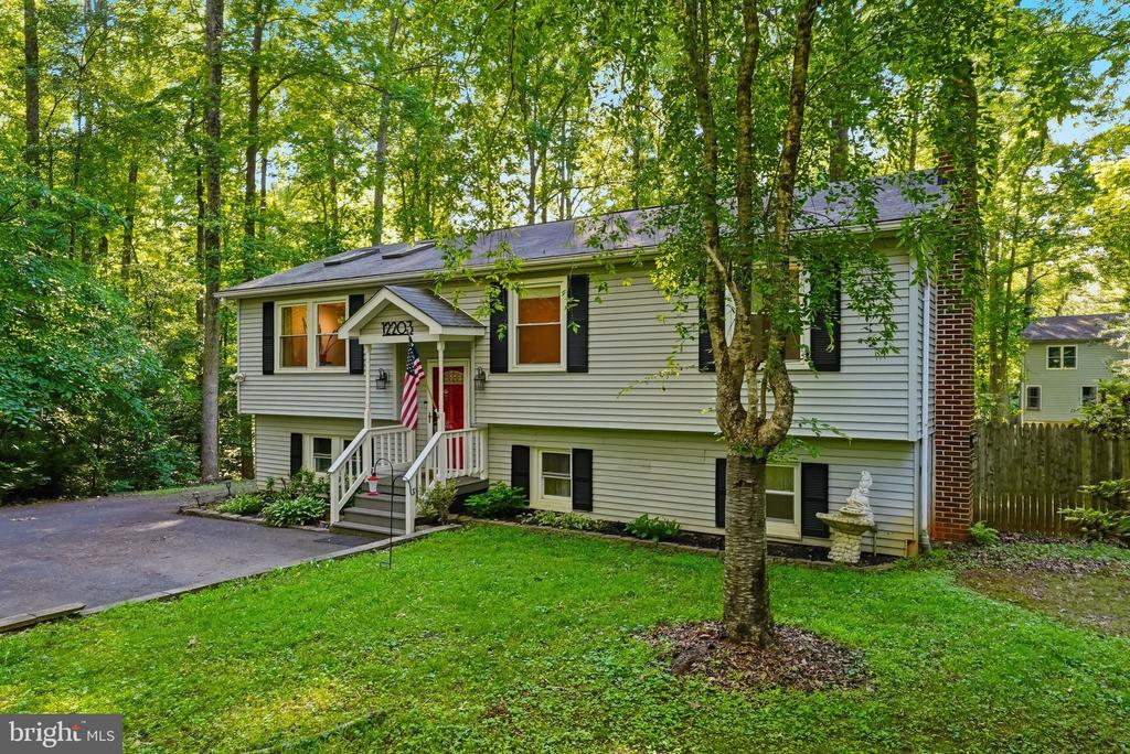 12203 WILDERNESS PARK DR, SPOTSYLVANIA, Virginia 22551, 3 Bedrooms Bedrooms, ,2 BathroomsBathrooms,Residential,12203 WILDERNESS PARK DR,VASP2041834 MLS # VASP2041834