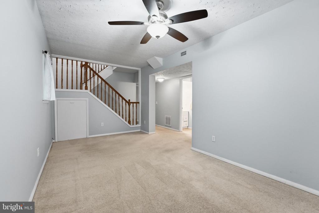 12203 WILDERNESS PARK DR, SPOTSYLVANIA, Virginia 22551, 3 Bedrooms Bedrooms, ,2 BathroomsBathrooms,Residential,12203 WILDERNESS PARK DR,VASP2041834 MLS # VASP2041834