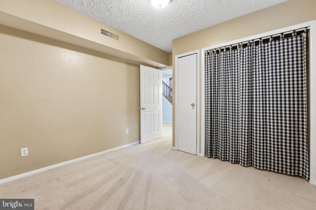 12203 WILDERNESS PARK DR, SPOTSYLVANIA, Virginia 22551, 3 Bedrooms Bedrooms, ,2 BathroomsBathrooms,Residential,12203 WILDERNESS PARK DR,VASP2041834 MLS # VASP2041834
