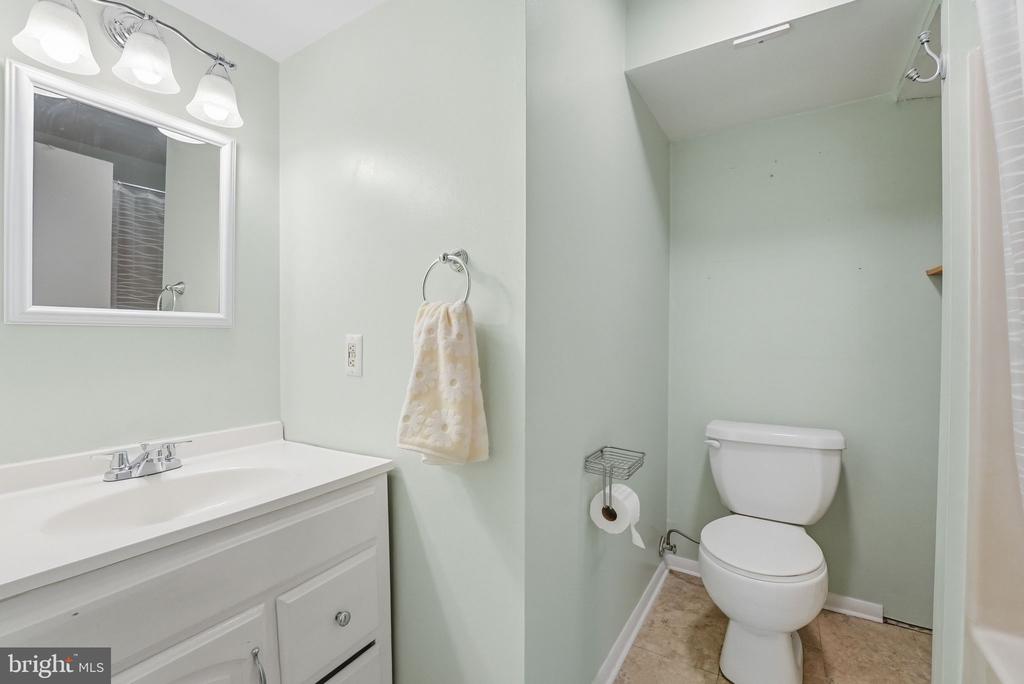 12203 WILDERNESS PARK DR, SPOTSYLVANIA, Virginia 22551, 3 Bedrooms Bedrooms, ,2 BathroomsBathrooms,Residential,12203 WILDERNESS PARK DR,VASP2041834 MLS # VASP2041834