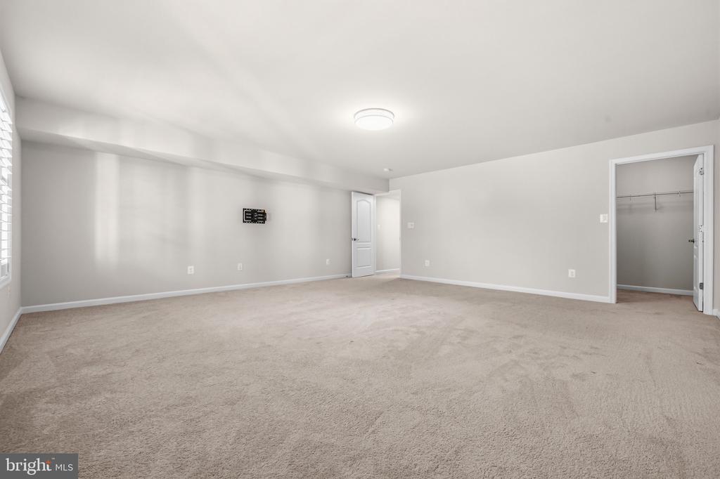 9813 BALLS BLUFF DR, FREDERICKSBURG, Virginia 22407, 4 Bedrooms Bedrooms, ,3 BathroomsBathrooms,Residential,9813 BALLS BLUFF DR,VASP2042044 MLS # VASP2042044