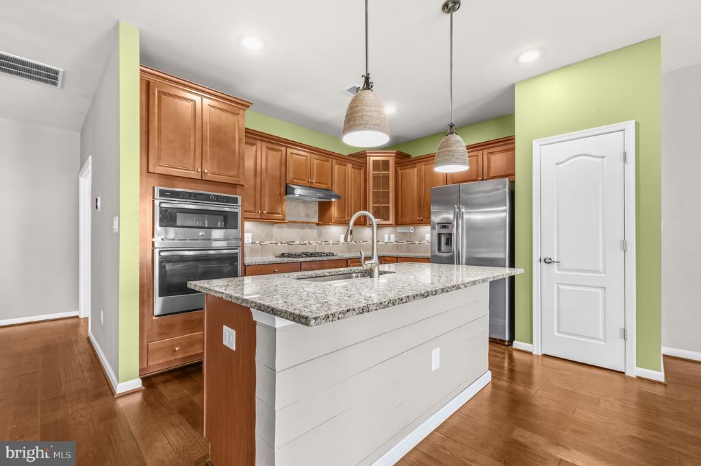 9813 BALLS BLUFF DR, FREDERICKSBURG, Virginia 22407, 4 Bedrooms Bedrooms, ,3 BathroomsBathrooms,Residential,9813 BALLS BLUFF DR,VASP2042044 MLS # VASP2042044