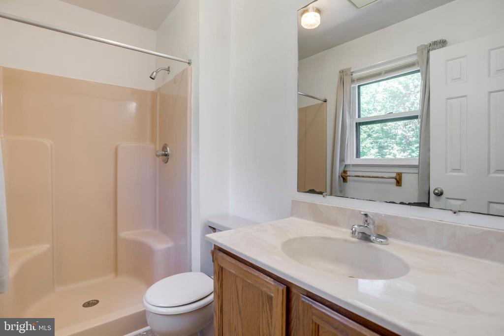 803 WEAVER HOLLOW RD, BANCO, Virginia 22711, 3 Bedrooms Bedrooms, ,2 BathroomsBathrooms,Residential,803 WEAVER HOLLOW RD,VAMA2002774 MLS # VAMA2002774
