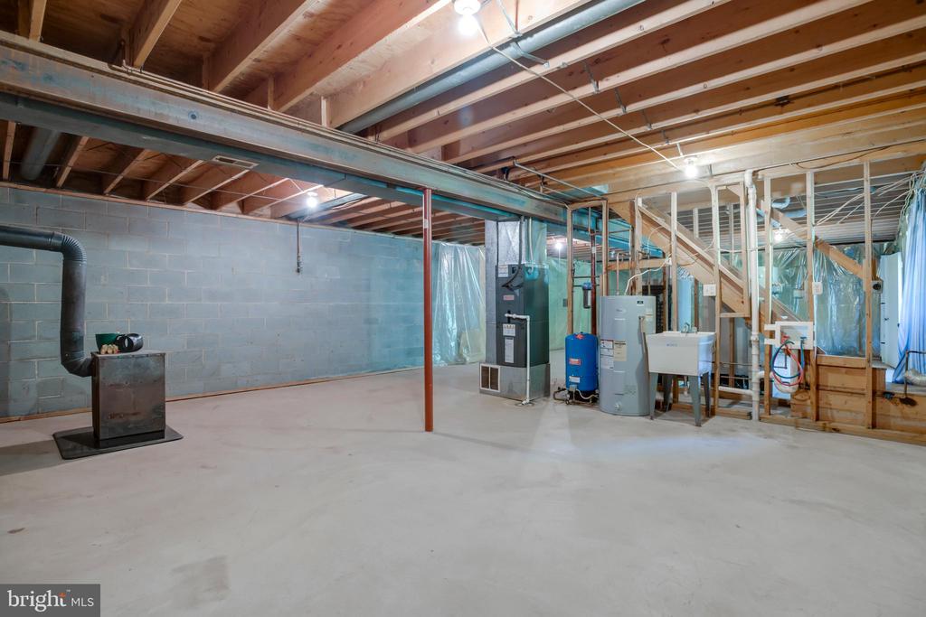 803 WEAVER HOLLOW RD, BANCO, Virginia 22711, 3 Bedrooms Bedrooms, ,2 BathroomsBathrooms,Residential,803 WEAVER HOLLOW RD,VAMA2002774 MLS # VAMA2002774