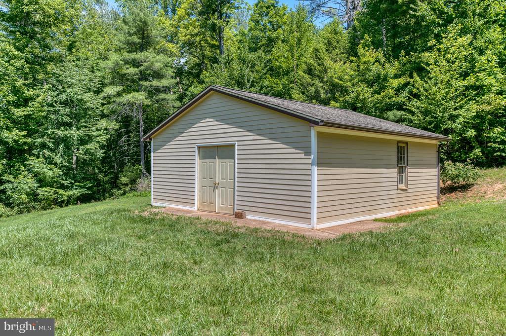 803 WEAVER HOLLOW RD, BANCO, Virginia 22711, 3 Bedrooms Bedrooms, ,2 BathroomsBathrooms,Residential,803 WEAVER HOLLOW RD,VAMA2002774 MLS # VAMA2002774