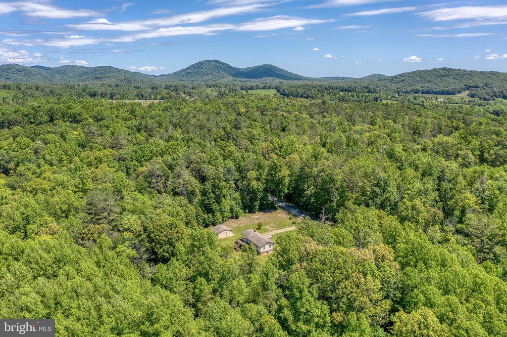 803 WEAVER HOLLOW RD, BANCO, Virginia 22711, 3 Bedrooms Bedrooms, ,2 BathroomsBathrooms,Residential,803 WEAVER HOLLOW RD,VAMA2002774 MLS # VAMA2002774