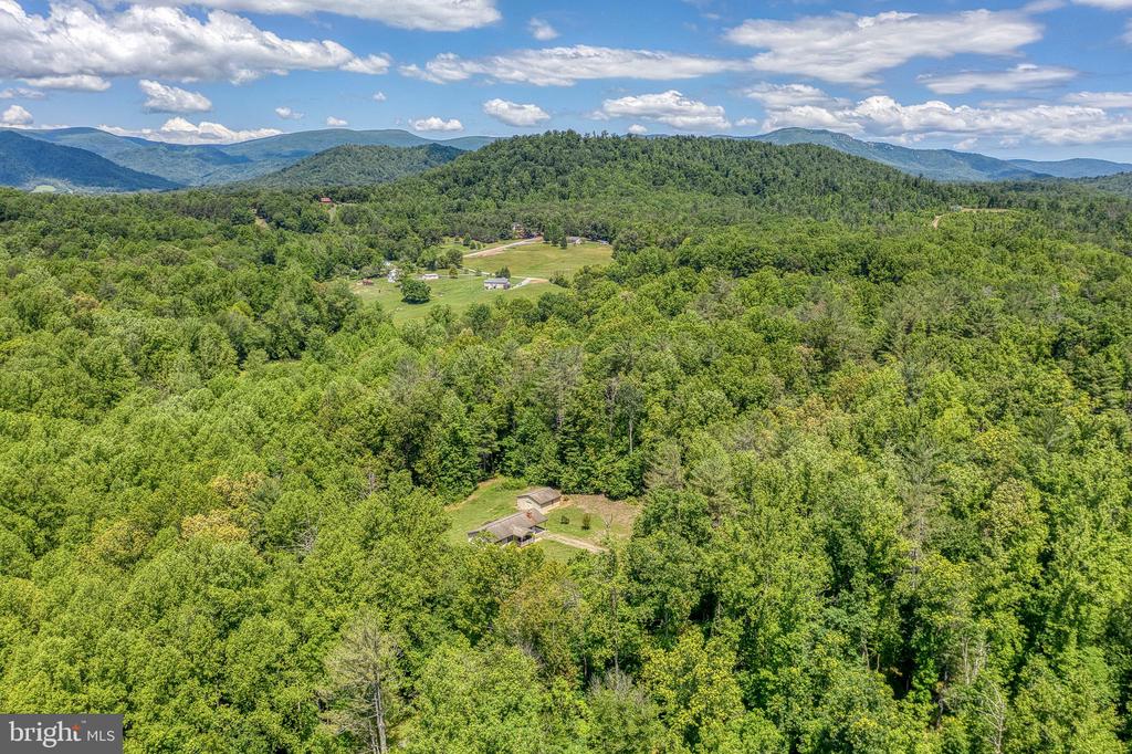 803 WEAVER HOLLOW RD, BANCO, Virginia 22711, 3 Bedrooms Bedrooms, ,2 BathroomsBathrooms,Residential,803 WEAVER HOLLOW RD,VAMA2002774 MLS # VAMA2002774