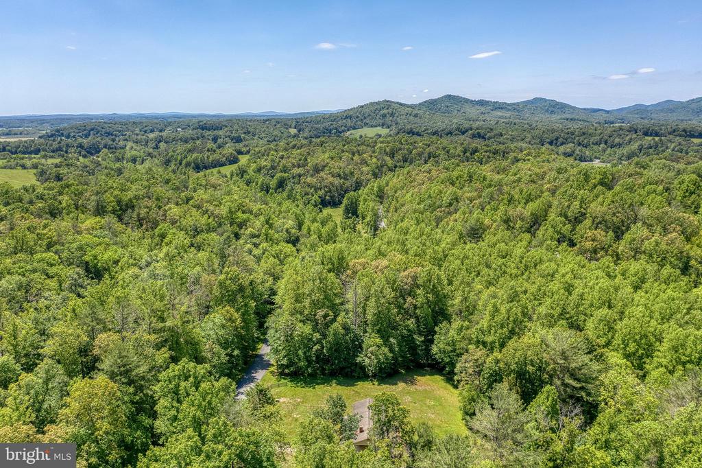 803 WEAVER HOLLOW RD, BANCO, Virginia 22711, 3 Bedrooms Bedrooms, ,2 BathroomsBathrooms,Residential,803 WEAVER HOLLOW RD,VAMA2002774 MLS # VAMA2002774