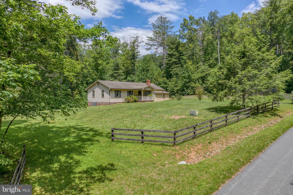 803 WEAVER HOLLOW RD, BANCO, Virginia 22711, 3 Bedrooms Bedrooms, ,2 BathroomsBathrooms,Residential,803 WEAVER HOLLOW RD,VAMA2002774 MLS # VAMA2002774