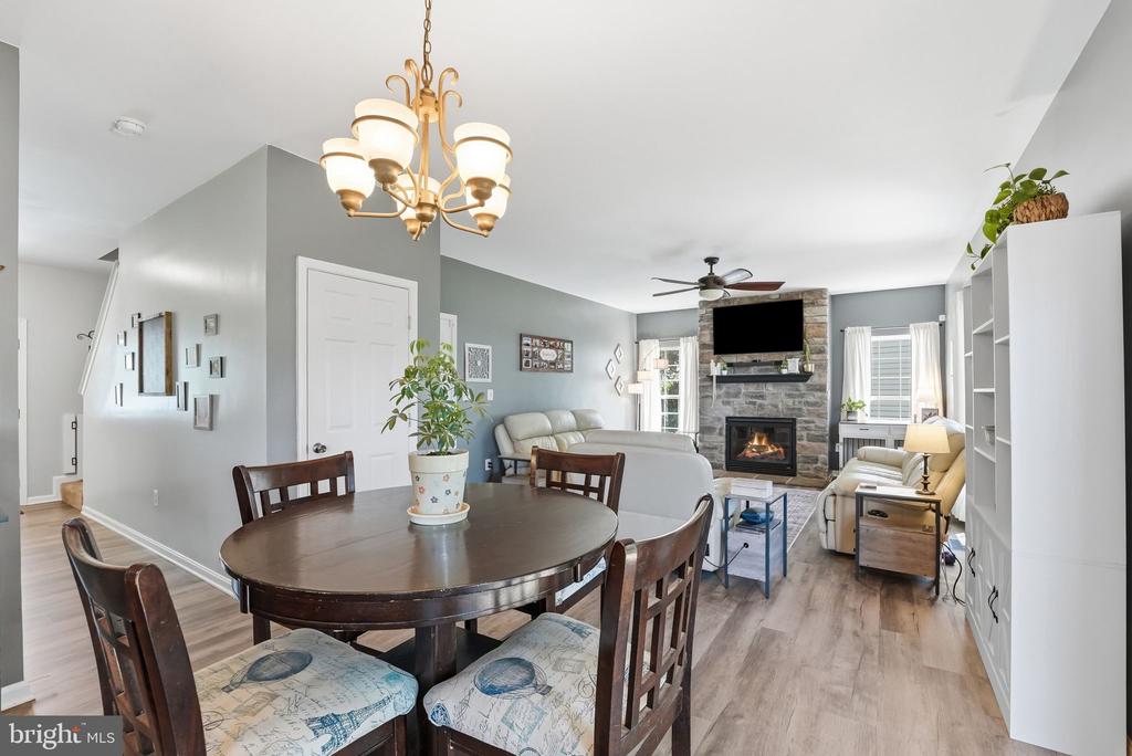 620 KINGS GRANT RD, CULPEPER, Virginia 22701, 4 Bedrooms Bedrooms, ,2 BathroomsBathrooms,Residential,620 KINGS GRANT RD,VACU2013828 MLS # VACU2013828