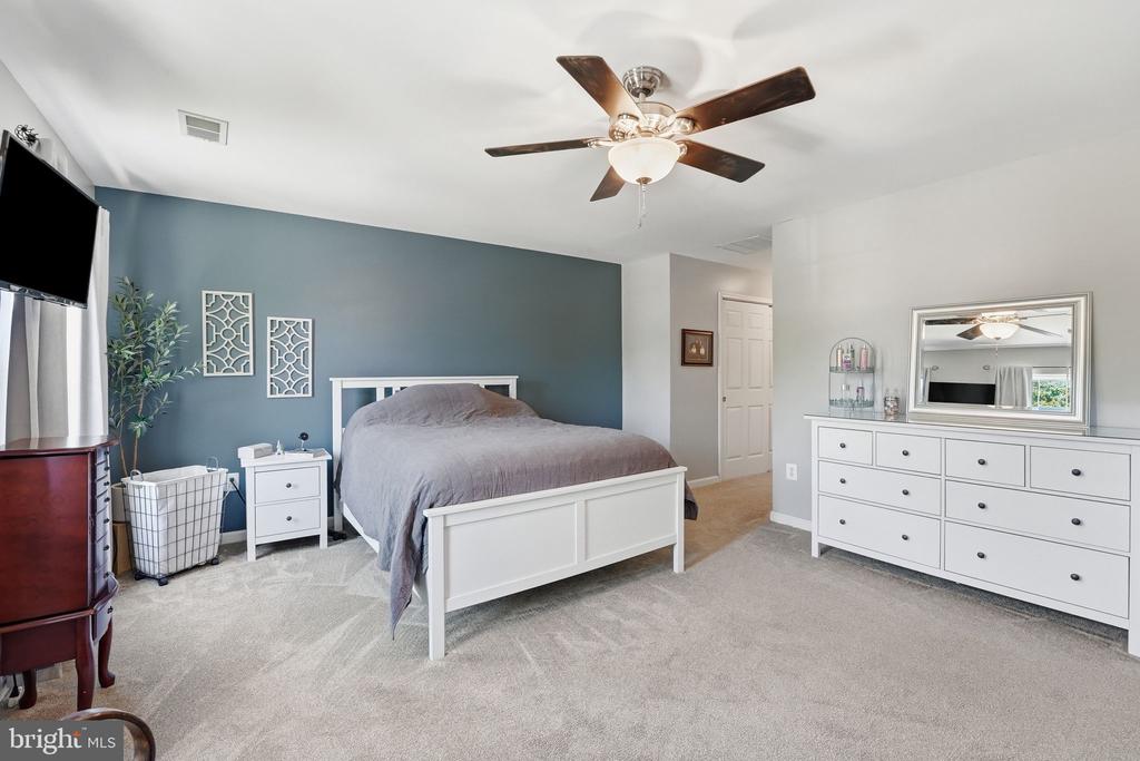 620 KINGS GRANT RD, CULPEPER, Virginia 22701, 4 Bedrooms Bedrooms, ,2 BathroomsBathrooms,Residential,620 KINGS GRANT RD,VACU2013828 MLS # VACU2013828
