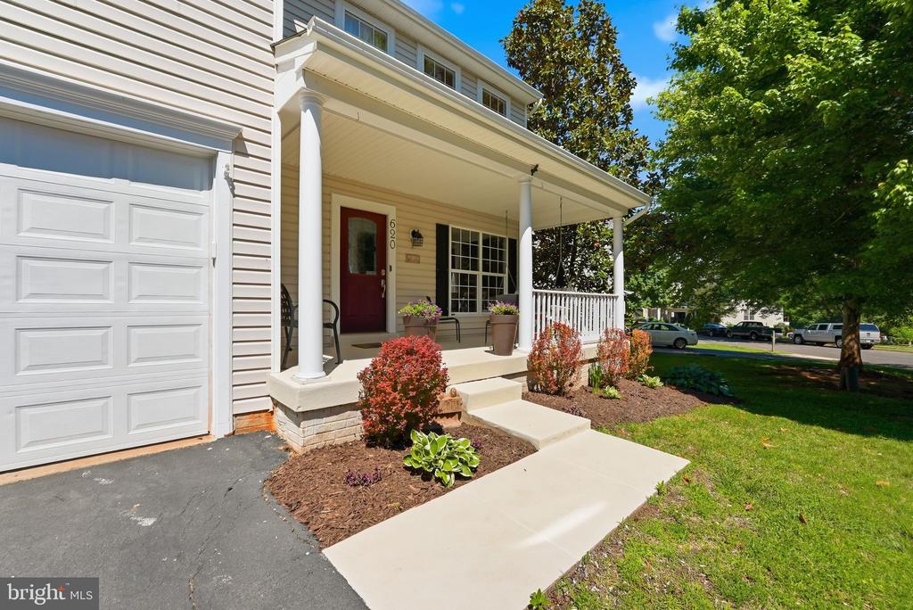 620 KINGS GRANT RD, CULPEPER, Virginia 22701, 4 Bedrooms Bedrooms, ,2 BathroomsBathrooms,Residential,620 KINGS GRANT RD,VACU2013828 MLS # VACU2013828