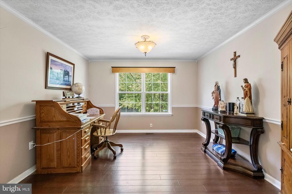 126 VALLEY VIEW RD, FREDERICKSBURG, Virginia 22407, 4 Bedrooms Bedrooms, ,2 BathroomsBathrooms,Residential,BREEZEWOOD,126 VALLEY VIEW RD,VASP2042454 MLS # VASP2042454