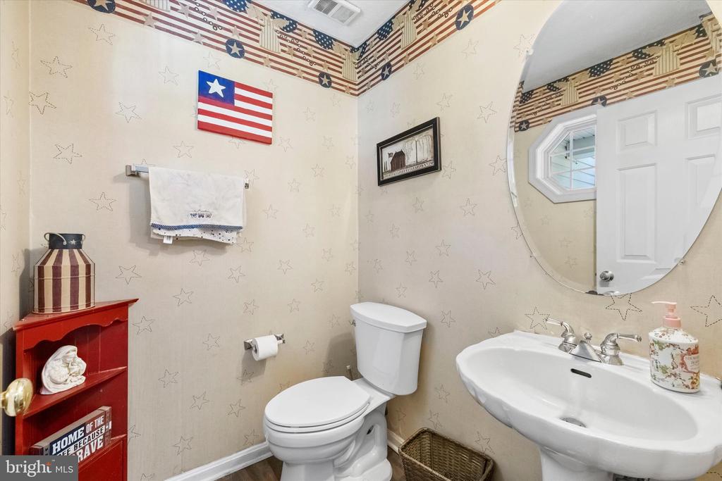 126 VALLEY VIEW RD, FREDERICKSBURG, Virginia 22407, 4 Bedrooms Bedrooms, ,2 BathroomsBathrooms,Residential,BREEZEWOOD,126 VALLEY VIEW RD,VASP2042454 MLS # VASP2042454
