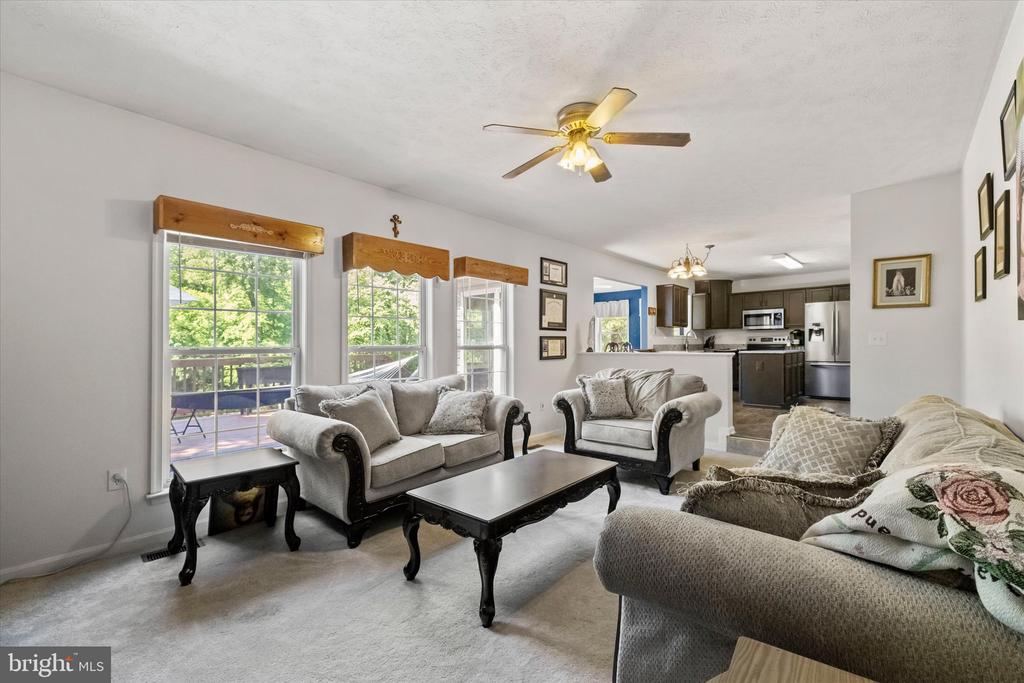 126 VALLEY VIEW RD, FREDERICKSBURG, Virginia 22407, 4 Bedrooms Bedrooms, ,2 BathroomsBathrooms,Residential,BREEZEWOOD,126 VALLEY VIEW RD,VASP2042454 MLS # VASP2042454
