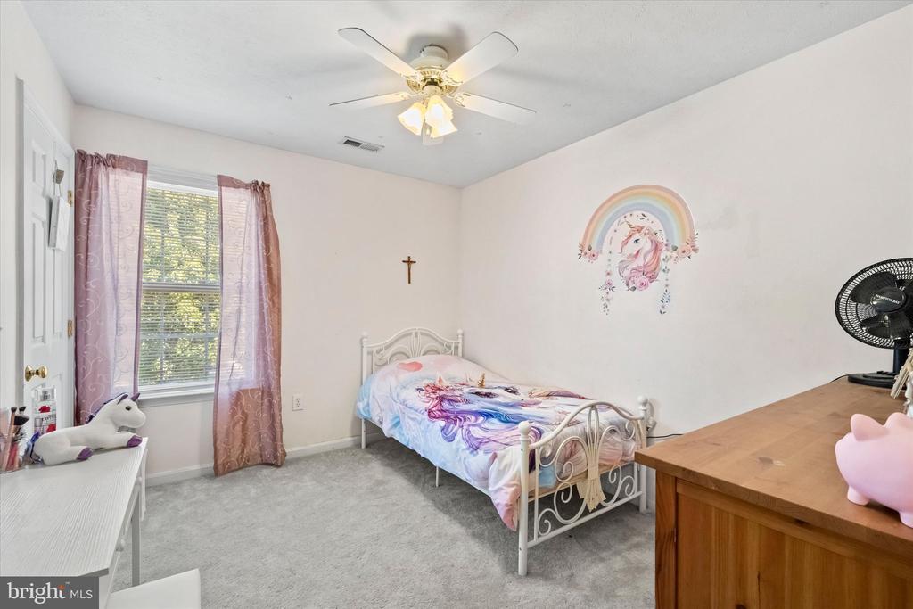 126 VALLEY VIEW RD, FREDERICKSBURG, Virginia 22407, 4 Bedrooms Bedrooms, ,2 BathroomsBathrooms,Residential,BREEZEWOOD,126 VALLEY VIEW RD,VASP2042454 MLS # VASP2042454