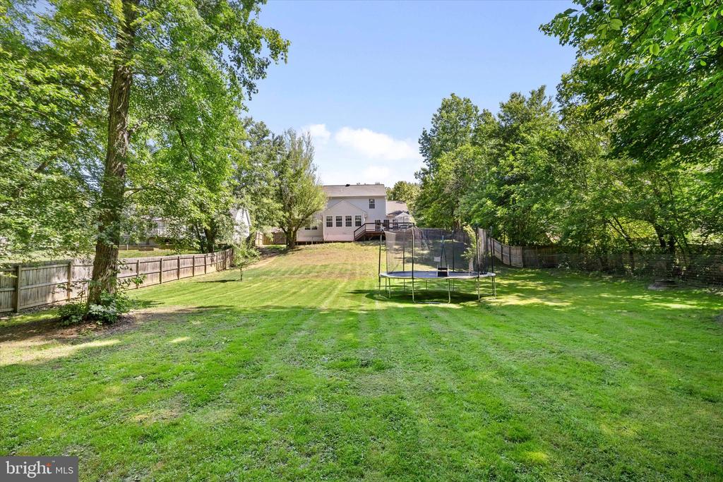 126 VALLEY VIEW RD, FREDERICKSBURG, Virginia 22407, 4 Bedrooms Bedrooms, ,2 BathroomsBathrooms,Residential,BREEZEWOOD,126 VALLEY VIEW RD,VASP2042454 MLS # VASP2042454