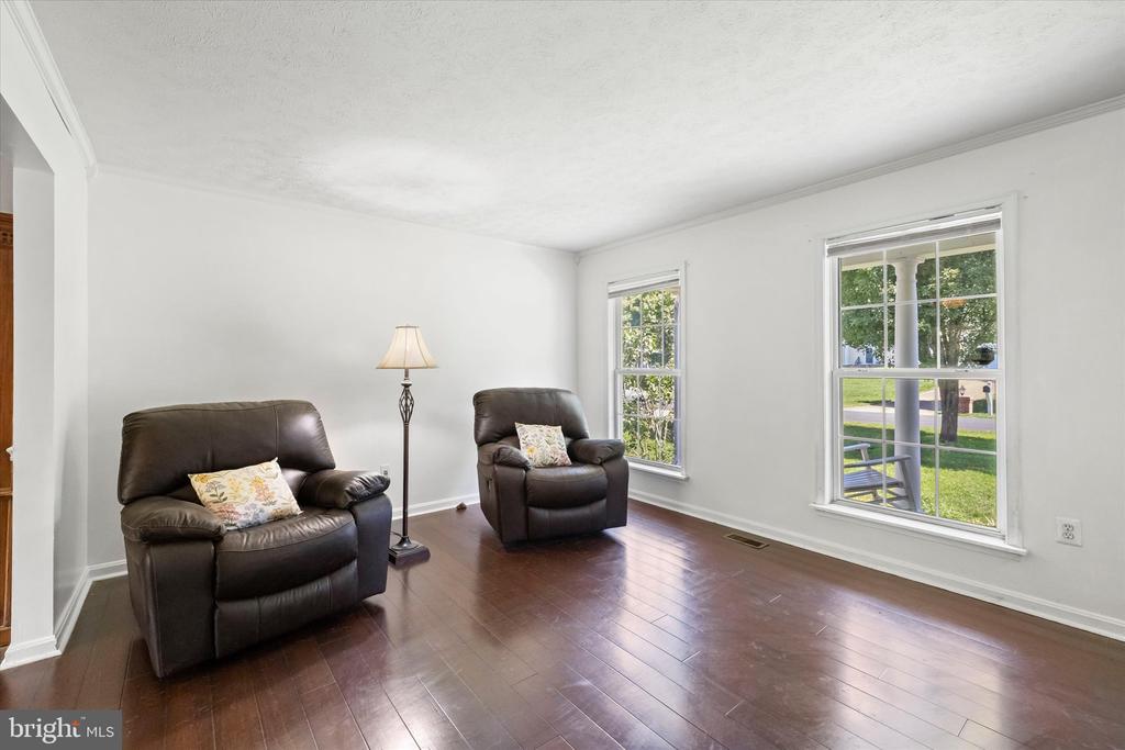 126 VALLEY VIEW RD, FREDERICKSBURG, Virginia 22407, 4 Bedrooms Bedrooms, ,2 BathroomsBathrooms,Residential,BREEZEWOOD,126 VALLEY VIEW RD,VASP2042454 MLS # VASP2042454