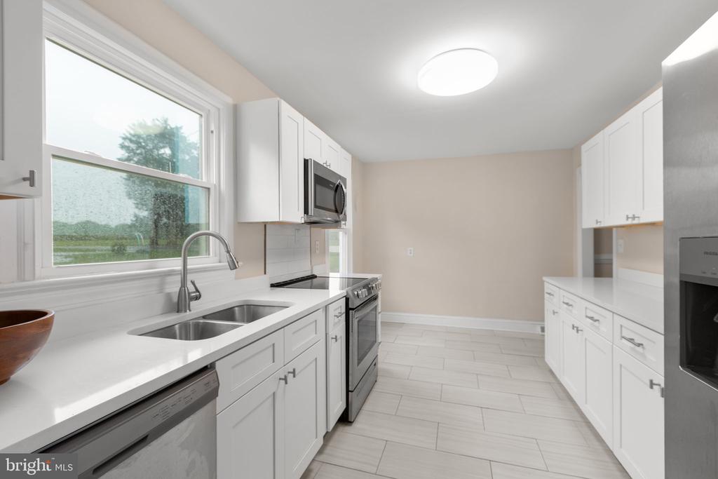 10669 POST OAK RD, SPOTSYLVANIA, Virginia 22551, 3 Bedrooms Bedrooms, ,1 BathroomBathrooms,Residential,10669 POST OAK RD,VASP2040260 MLS # VASP2040260