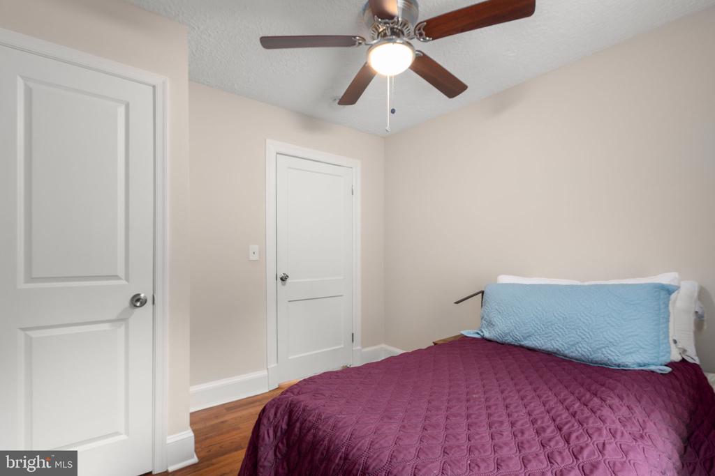 10669 POST OAK RD, SPOTSYLVANIA, Virginia 22551, 3 Bedrooms Bedrooms, ,1 BathroomBathrooms,Residential,10669 POST OAK RD,VASP2040260 MLS # VASP2040260
